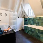 Mellow Keyweek Town House 度假居