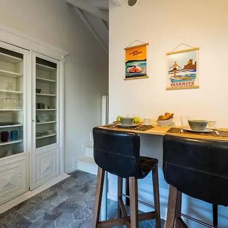 Mellow Keyweek Town House 펜션 *