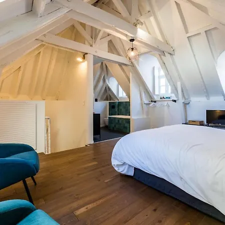 Hébergement de vacances Mellow Keyweek Town House *